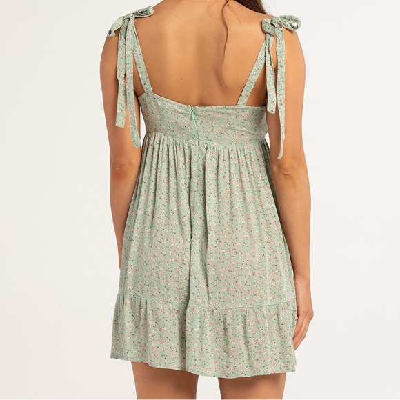 RSQ Babydoll Dress - Picture 4 of 5